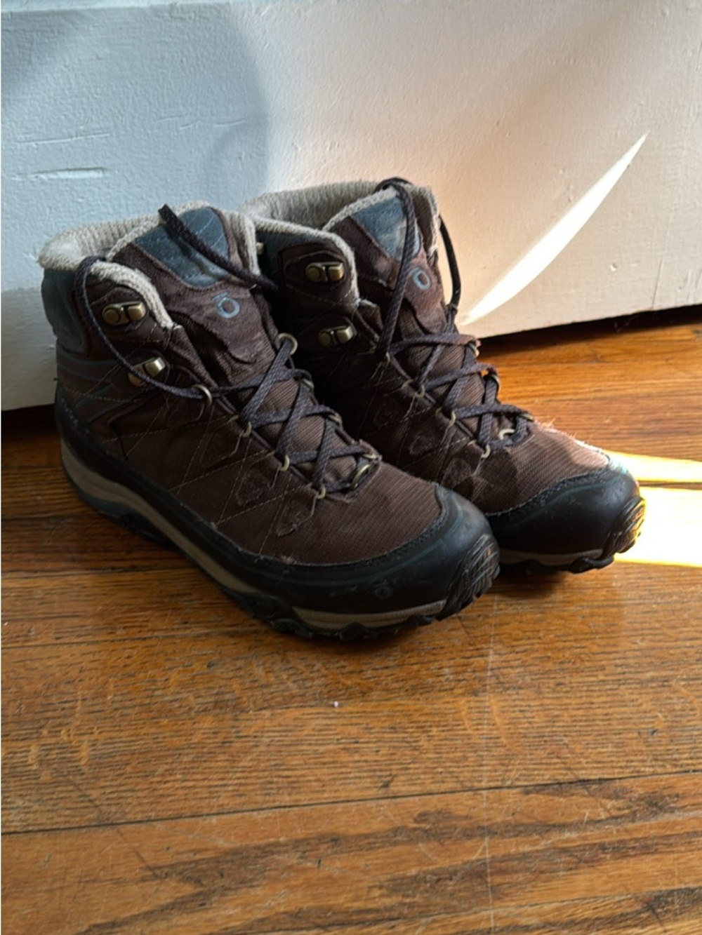 Women's Oboz Hiking Boots